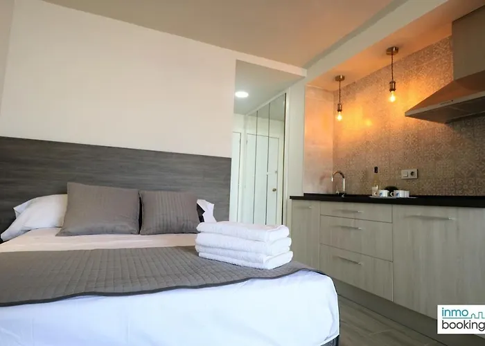 Experience Internacional - Climatizado Con Piscina * Salou